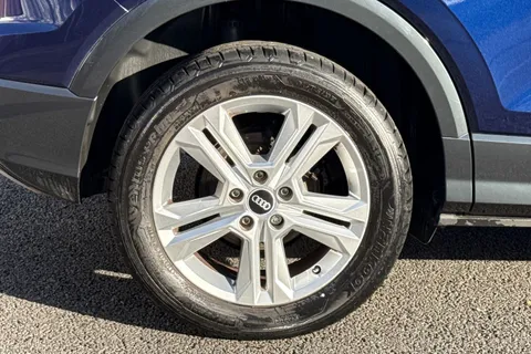 11 of 51 for Audi Q2 1.5 TFSI CoD 35 Sport S Tronic Euro 6 (s/s) 5dr