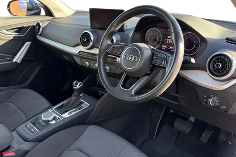 14 of 51 for Audi Q2 1.5 TFSI CoD 35 Sport S Tronic Euro 6 (s/s) 5dr