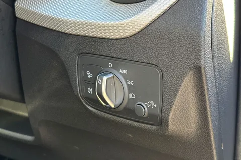 32 of 51 for Audi Q2 1.5 TFSI CoD 35 Sport S Tronic Euro 6 (s/s) 5dr