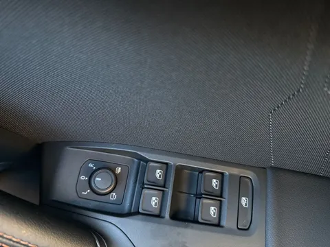 DG25ZKE CUPRA Leon 1.5 TSI 150 V1 5dr Thumbnail #19