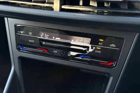 CY72EMF Volkswagen Taigo 1.0 TSI 110 R-Line 5dr ⭐Black Design pack & 18' Misano Alloys⭐ Thumbnail #20