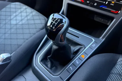 CY72EMF Volkswagen Taigo 1.0 TSI 110 R-Line 5dr ⭐Black Design pack & 18' Misano Alloys⭐ Thumbnail #21