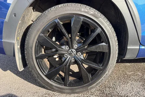 CY72EMF Volkswagen Taigo 1.0 TSI 110 R-Line 5dr ⭐Black Design pack & 18' Misano Alloys⭐ Thumbnail #25