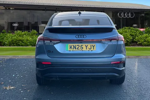 KN25YJY Audi Q4 e-tron Q4 Sportback Black Edition 45 e-tron  210,00 kW Thumbnail #5