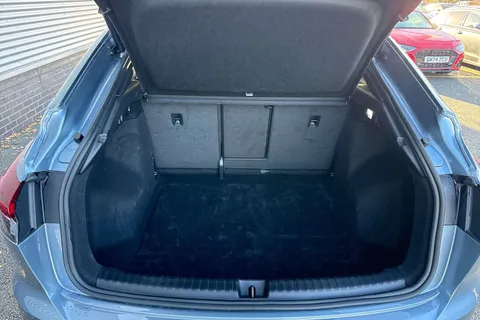 KN25YJY Audi Q4 e-tron Q4 Sportback Black Edition 45 e-tron  210,00 kW Thumbnail #11