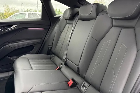 KN25YJY Audi Q4 e-tron Q4 Sportback Black Edition 45 e-tron  210,00 kW Thumbnail #15