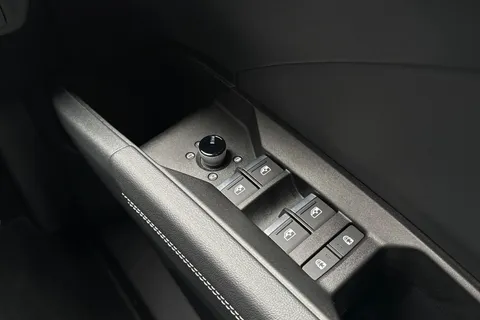 KN25YJY Audi Q4 e-tron Q4 Sportback Black Edition 45 e-tron  210,00 kW Thumbnail #19