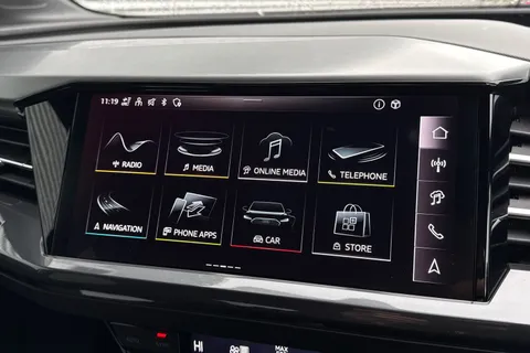 KN25YJY Audi Q4 e-tron Q4 Sportback Black Edition 45 e-tron  210,00 kW Thumbnail #29