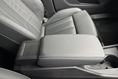 KN25YJY Audi Q4 e-tron Q4 Sportback Black Edition 45 e-tron  210,00 kW Thumbnail #42