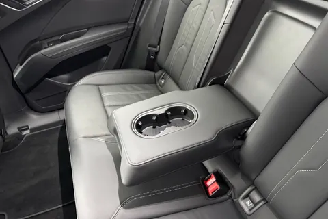 KN25YJY Audi Q4 e-tron Q4 Sportback Black Edition 45 e-tron  210,00 kW Thumbnail #45