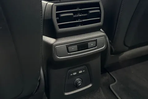 KN25YJY Audi Q4 e-tron Q4 Sportback Black Edition 45 e-tron  210,00 kW Thumbnail #46