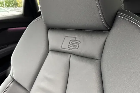 KN25YJY Audi Q4 e-tron Q4 Sportback Black Edition 45 e-tron  210,00 kW Thumbnail #49