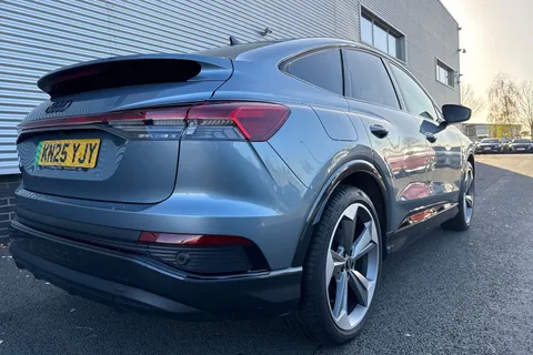 KN25YJY Audi Q4 e-tron Q4 Sportback Black Edition 45 e-tron  210,00 kW Thumbnail #54