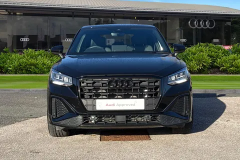 DK74XJH Audi Q2 Black Edition 35 TFSI  150 PS S tronic Thumbnail #6