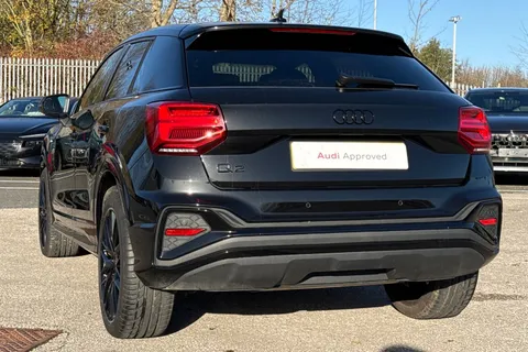DK74XJH Audi Q2 Black Edition 35 TFSI  150 PS S tronic Thumbnail #8