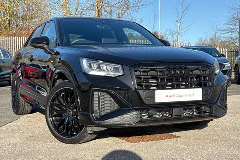 DK74XJH Audi Q2 Black Edition 35 TFSI  150 PS S tronic Thumbnail #9