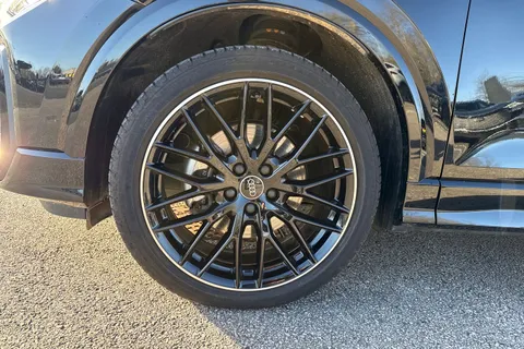 DK74XJH Audi Q2 Black Edition 35 TFSI  150 PS S tronic Thumbnail #11