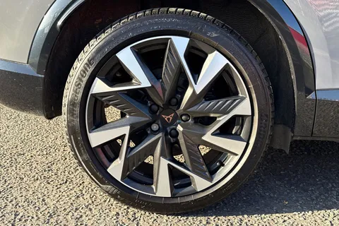 KW74GRU CUPRA Formentor 1.5 eHybrid 25.8kWh VZ1 DSG Euro 6 (s/s) 5dr Thumbnail #10