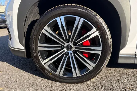 BYD Sealion 7 82.5kWh Design Auto AWD 5dr Thumbnail #7