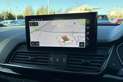 FP22WCZ Audi Q5 Edition 1 45 TFSI quattro 265 PS S tronic Thumbnail #13