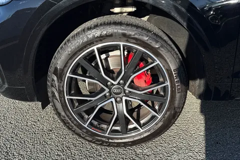 FP22WCZ Audi Q5 Edition 1 45 TFSI quattro 265 PS S tronic Thumbnail #25