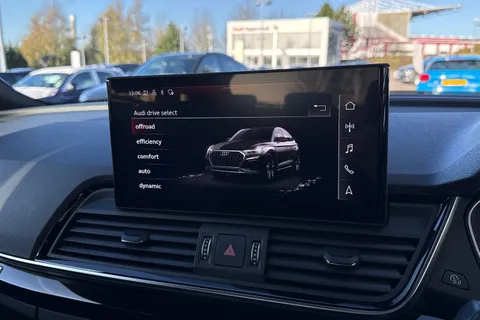 FP22WCZ Audi Q5 Edition 1 45 TFSI quattro 265 PS S tronic Thumbnail #36