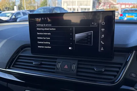 FP22WCZ Audi Q5 Edition 1 45 TFSI quattro 265 PS S tronic Thumbnail #38