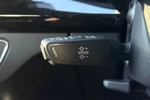 FP22WCZ Audi Q5 Edition 1 45 TFSI quattro 265 PS S tronic Thumbnail #58