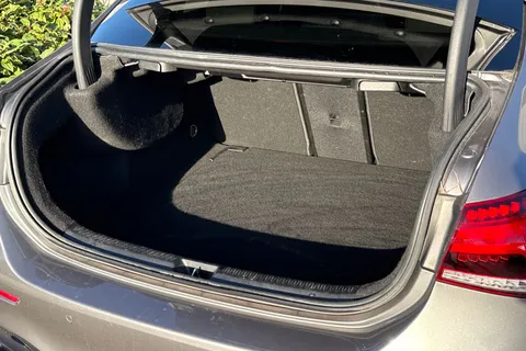 DV71OGR Mercedes-Benz A Class 2.0 A35 AMG Edition (Premium Plus) 7G-DCT 4MATIC Euro 6 (s/s) 4dr Thumbnail #8