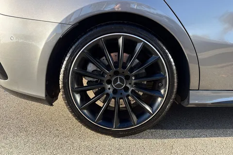 DV71OGR Mercedes-Benz A Class 2.0 A35 AMG Edition (Premium Plus) 7G-DCT 4MATIC Euro 6 (s/s) 4dr Thumbnail #11