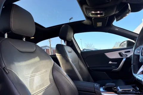 DV71OGR Mercedes-Benz A Class 2.0 A35 AMG Edition (Premium Plus) 7G-DCT 4MATIC Euro 6 (s/s) 4dr Thumbnail #25