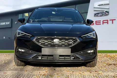  SEAT Leon 1.5 TSI FR Black Edition Euro 6 (s/s) 5dr Thumbnail #6