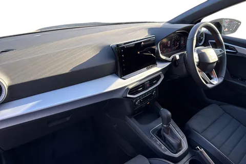 SEAT Ibiza 1.0 TSI FR Sport DSG Euro 6 (s/s) 5dr Thumbnail #15