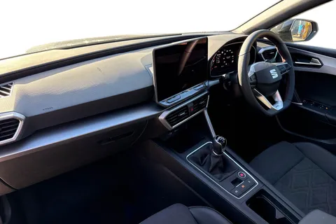  SEAT Leon 1.5 TSI FR Black Edition Euro 6 (s/s) 5dr Thumbnail #15