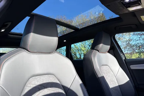  SEAT Leon 1.5 TSI FR Black Edition Euro 6 (s/s) 5dr Thumbnail #24