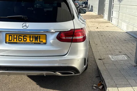 DH66UWL Mercedes-Benz C Class 2.1 C220d AMG Line (Premium) G-Tronic+ Euro 6 (s/s) 5dr Thumbnail #31