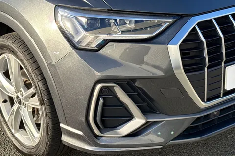 LR25WGN Audi Q3 S line 35 TFSI 150 PS S tronic Thumbnail #18