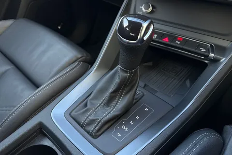 LR25WGN Audi Q3 S line 35 TFSI 150 PS S tronic Thumbnail #21