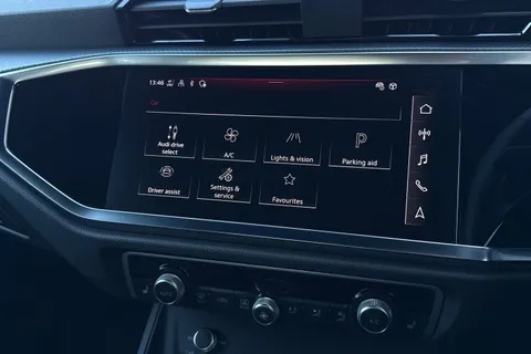 LR25WGN Audi Q3 S line 35 TFSI 150 PS S tronic Thumbnail #34