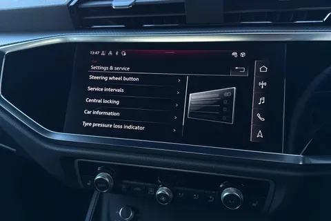 LR25WGN Audi Q3 S line 35 TFSI 150 PS S tronic Thumbnail #42