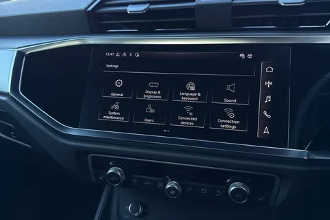 LR25WGN Audi Q3 S line 35 TFSI 150 PS S tronic Thumbnail #44