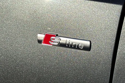 LR25WGN Audi Q3 S line 35 TFSI 150 PS S tronic Thumbnail #59