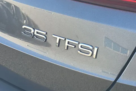 LR25WGN Audi Q3 S line 35 TFSI 150 PS S tronic Thumbnail #60