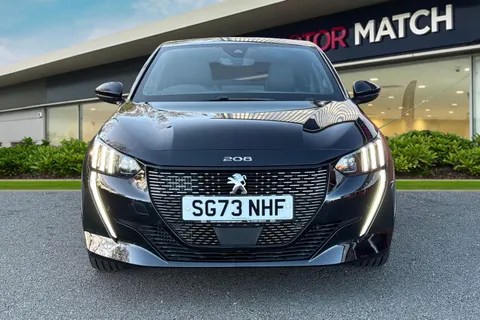 SG73NHF PEUGEOT 208 1.2 PureTech GT EAT Euro 6 (s/s) 5dr Thumbnail #7
