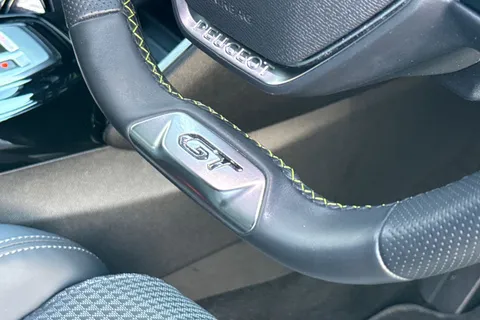 SG73NHF PEUGEOT 208 1.2 PureTech GT EAT Euro 6 (s/s) 5dr Thumbnail #32