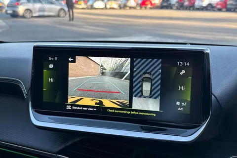 SG73NHF PEUGEOT 208 1.2 PureTech GT EAT Euro 6 (s/s) 5dr Thumbnail #49