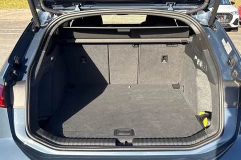 KP25YGH Audi S6 E-Tron Avant Edition 1 e-tron 370,00 kW Thumbnail #8