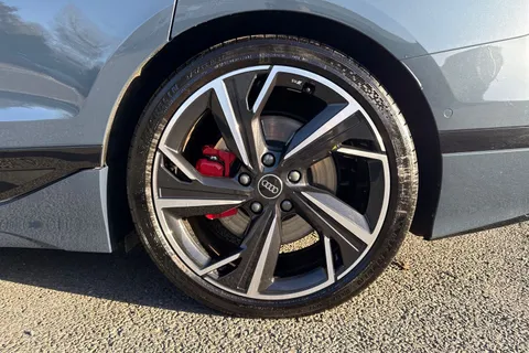 KP25YGH Audi S6 E-Tron Avant Edition 1 e-tron 370,00 kW Thumbnail #13