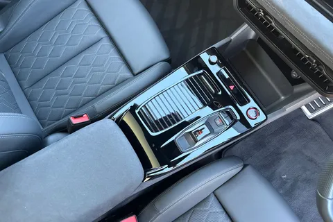 KP25YGH Audi S6 E-Tron Avant Edition 1 e-tron 370,00 kW Thumbnail #24