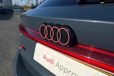 KP25YGH Audi S6 E-Tron Avant Edition 1 e-tron 370,00 kW Thumbnail #38